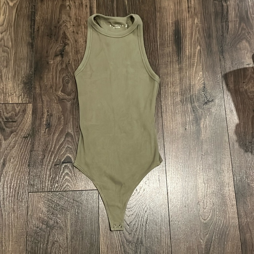 HIGH KNECK RIBBED KNIT TANK BODY SUIT ABERCROMBIE